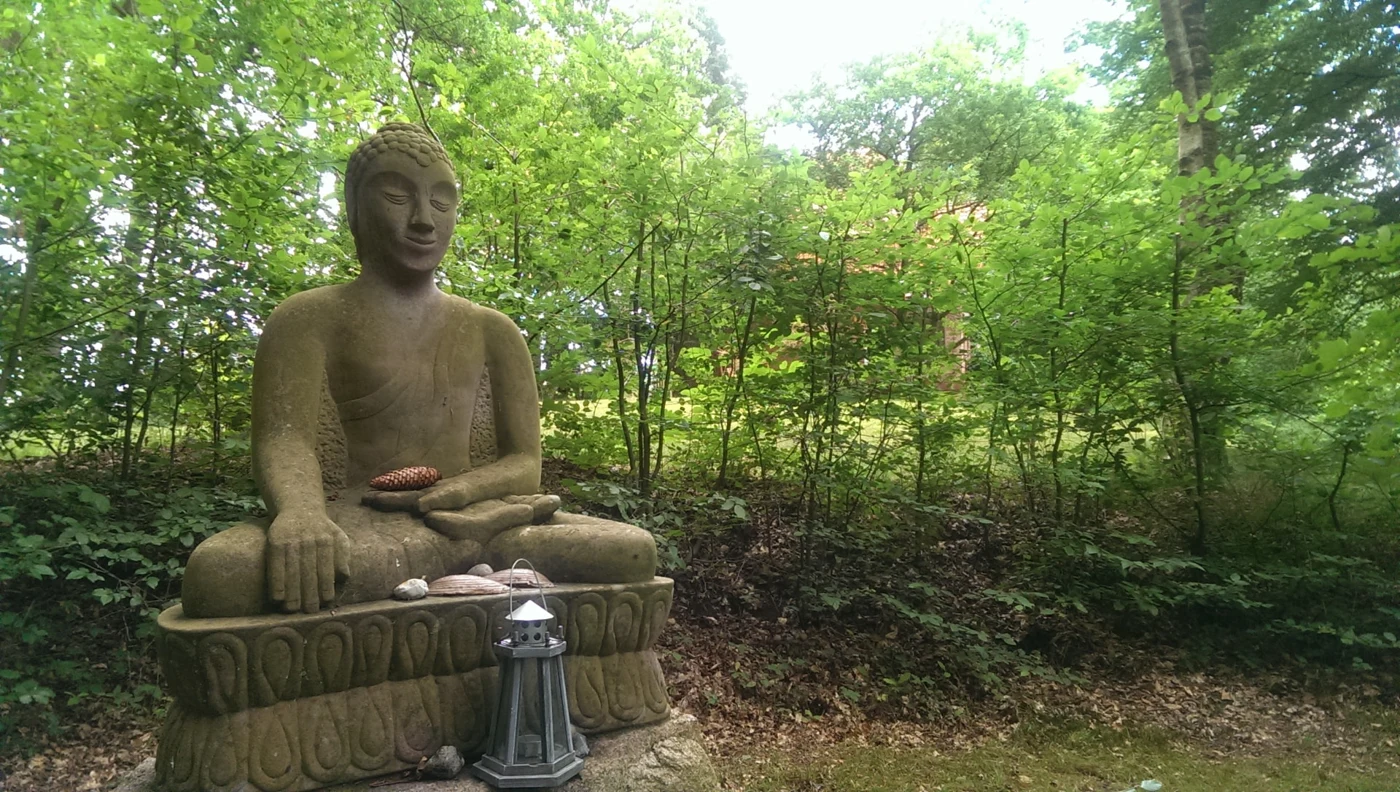 Roseburger Buddha